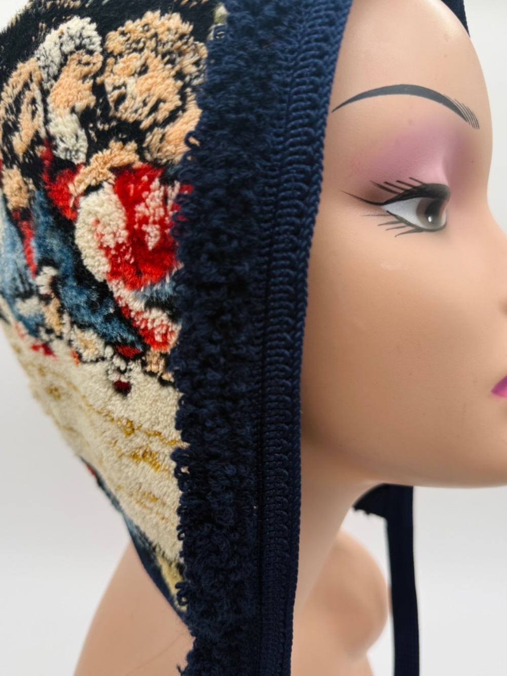 Last Supper Bonnet / Hood - Picture 5 of 5